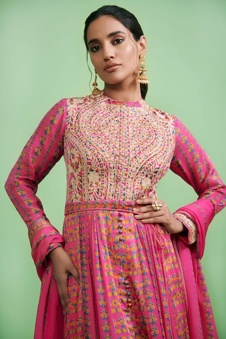 Shyam Narayan Prasad_Pink Cotton Satin Embroidery Round Gota Kurta Set _Online_at_Aza_Fashions