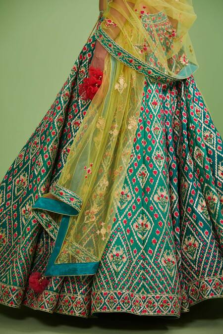 Shop_Shyam Narayan Prasad_Blue U Neck Embroidered Bridal Lehenga Set _Online_at_Aza_Fashions