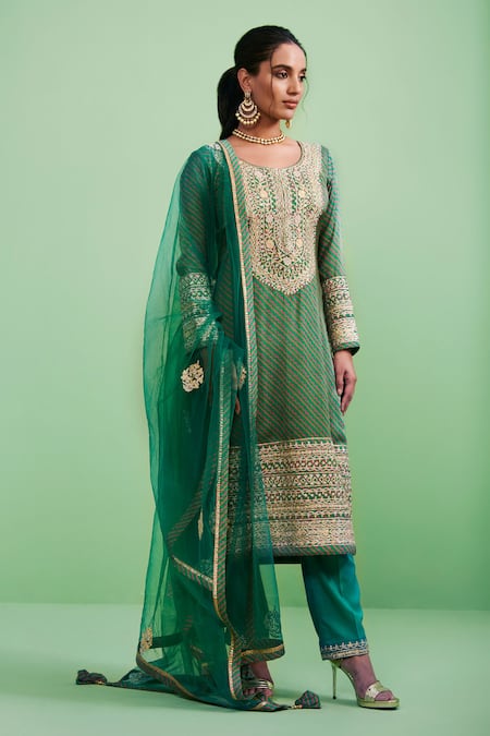 Shyam Narayan Prasad Gota Embroidered Kurta Set 
