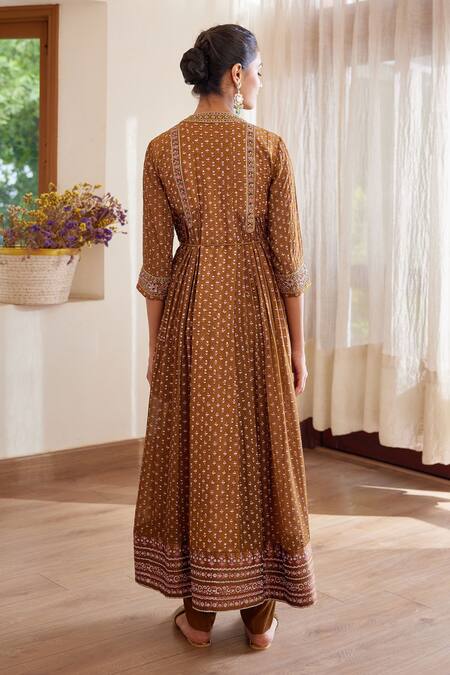 Shop Shyam Narayan Prasad Brown Chanderi Block Prints Floral Motifs Round Anarkali Set at Aza Fashions Shop_Shyam Narayan Prasad_Brown Chanderi Block Prints Floral Motifs Round Anarkali Set _at_Aza_Fashions