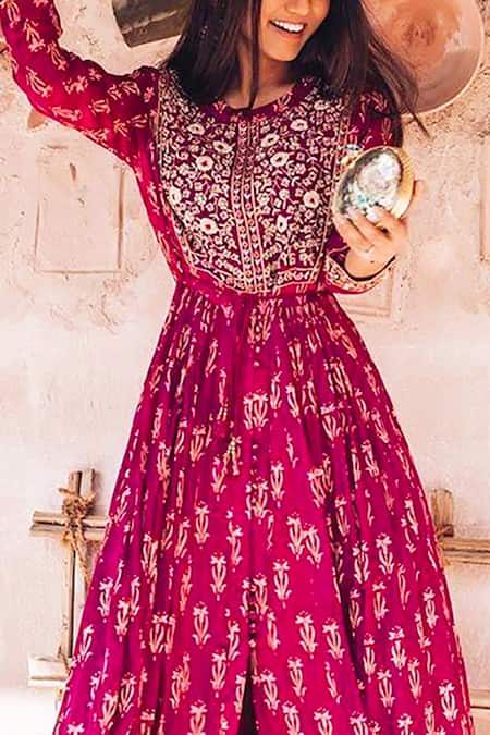 Shyam Narayan Prasad_Maroon Raw Silk, Flat Chiffon And Net, Satin Georgette Block Print Anarkali Set _Online_at_Aza_Fashions