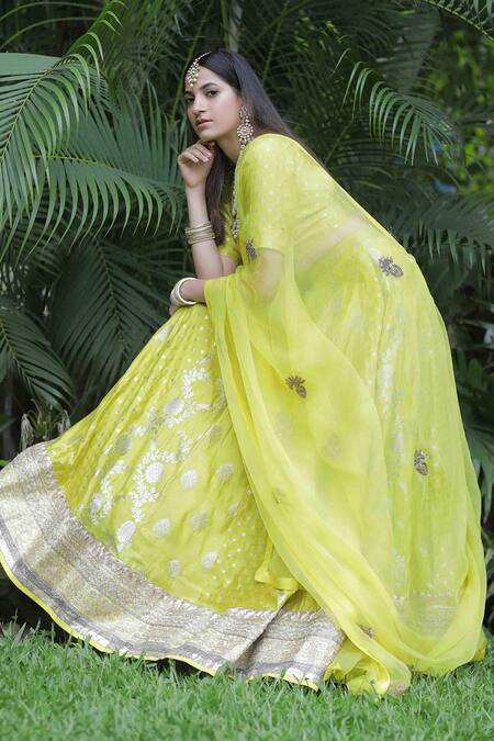 Buy_SOBARIKO_Yellow Organza, Banarasi Brocade Round Lehenga Set_Online_at_Aza_Fashions