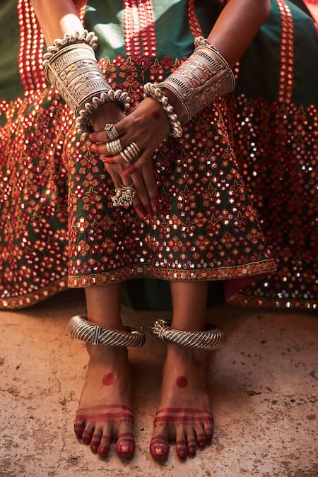 SUHINO_Green Shantoon, 100 Grams Pure Raw Silk, Net Embroidered Bridal Lehenga Set _at_Aza_Fashions