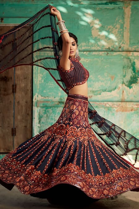 SUHINO Blue Shantoon, 100 Grams Pure Raw Silk, Net Embroidered Bridal Lehenga Set Online at Aza Fashions SUHINO_Blue Shantoon, 100 Grams Pure Raw Silk, Net Embroidered Bridal Lehenga Set _Online_at_Aza_Fashions