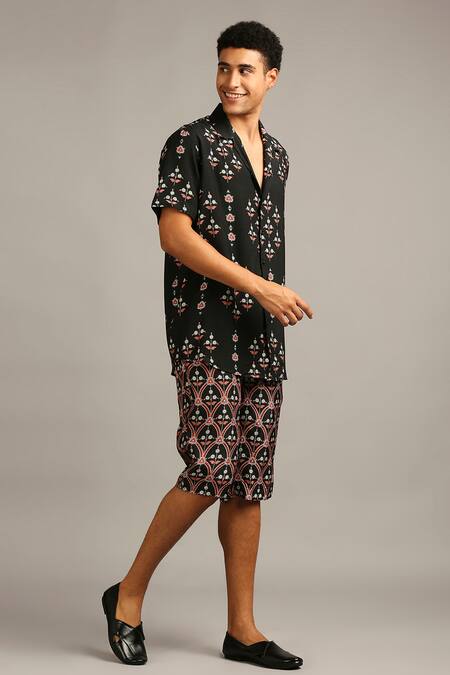 Soup By Sougat Paul_Black Twill, Muslin Slub Floral Print Shorts Set _Online_at_Aza_Fashions