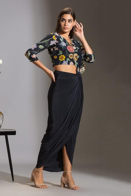 Buy_Soup By Sougat Paul_Blue Crepe V Neck Pre-draped Saree With Printed Blouse _Online_at_Aza_Fashions