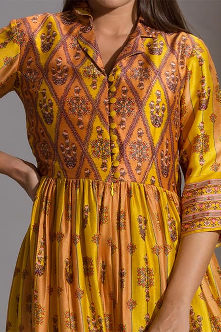 Soup By Sougat Paul_Yellow Malaysian Silk Notched Collar Printed Jumpsuit _at_Aza_Fashions