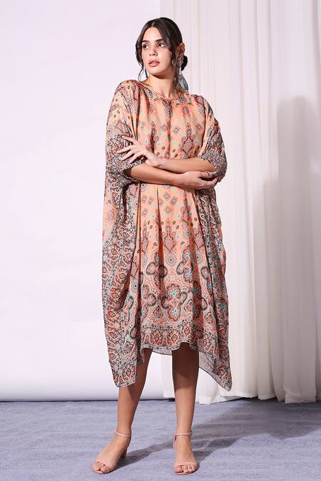 Buy_Soup By Sougat Paul_Peach Chiffon V Neck Printed Kaftan _Online_at_Aza_Fashions