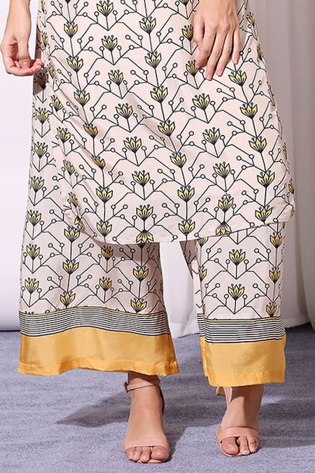 Soup By Sougat Paul_Yellow Tussar Round Printed Jacket And Kurta Set _at_Aza_Fashions