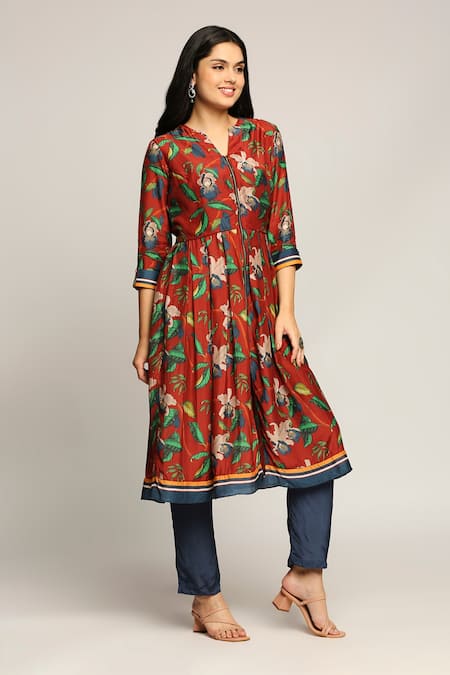 Soup By Sougat Paul_Red Crepe Orchid Motifs Notched Bloom Anarkali And Pant Set _Online_at_Aza_Fashions