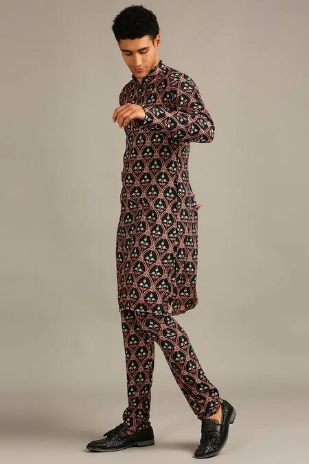 Soup By Sougat Paul Black Muslin Slub Floral Print Kurta Set Online at Aza Fashions Soup By Sougat Paul_Black Muslin Slub Floral Print Kurta Set _Online_at_Aza_Fashions
