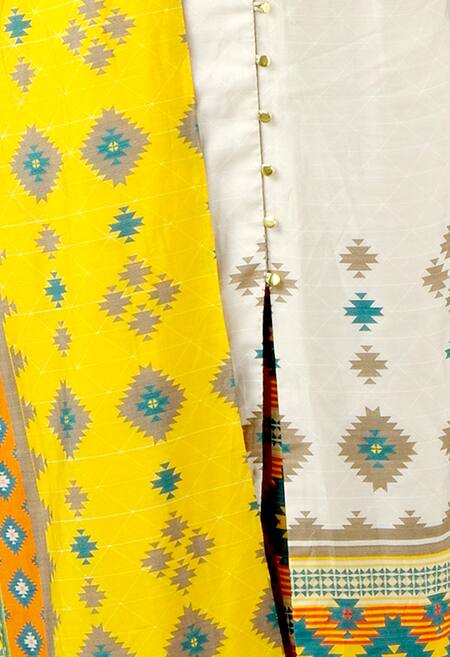 Soup By Sougat Paul Yellow Off-white And Printed Kurta Set Online at Aza Fashions Soup By Sougat Paul_Yellow Off-white And Printed Kurta Set _Online_at_Aza_Fashions