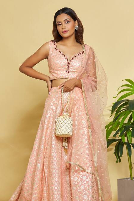 Nazaakat By Samara Singh_Off White Embroidery Geometric Potli _Online_at_Aza_Fashions