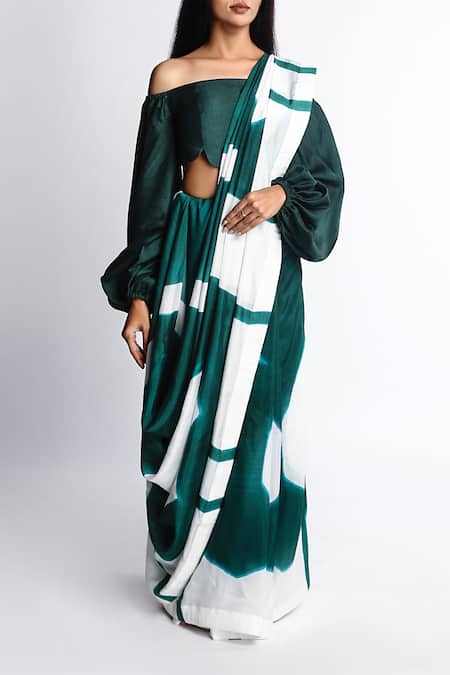 Vedika M Green Silk One Shoulder Abstract Print Saree With Blouse Online at Aza Fashions Vedika M_Green Silk One Shoulder Abstract Print Saree With Blouse _Online_at_Aza_Fashions