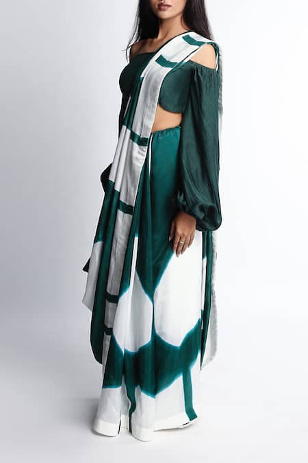 Buy Vedika M Green Silk One Shoulder Abstract Print Saree With Blouse Online at Aza Fashions Buy_Vedika M_Green Silk One Shoulder Abstract Print Saree With Blouse _Online_at_Aza_Fashions