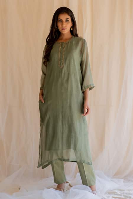 Nirjara Zardozi Embroidered Kurta Set 