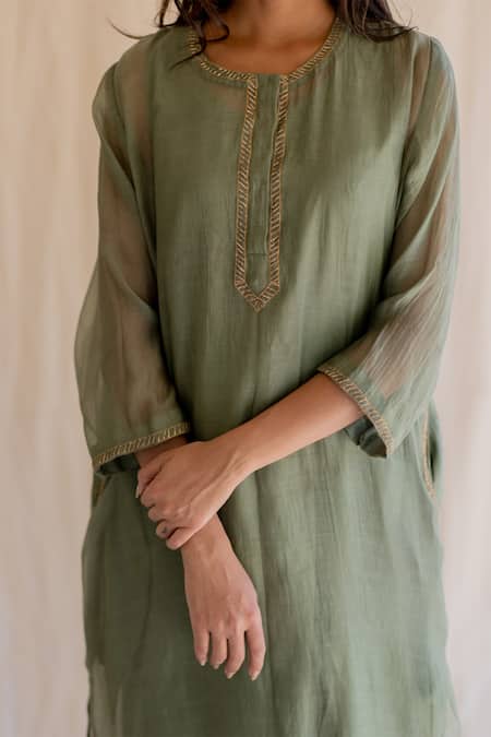 Shop_Nirjara_Green Kurta Chanderi Silk Slip Mulmul Pant Gaji Zardozi Embroidered Set _Online_at_Aza_Fashions