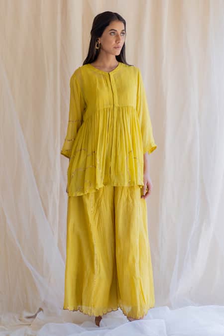 Buy Yellow Choli: Organza; Slip: Mulmul; Gharara: Embroidered Kurta Set ...