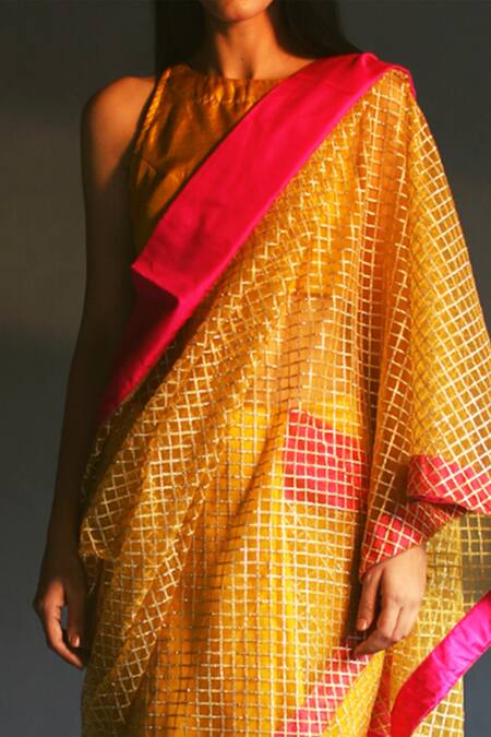 Buy Shorshe Clothing Yellow Handloom Chanderi Round Saree With Blouse Online at Aza Fashions Buy_Shorshe Clothing_Yellow Handloom Chanderi Round Saree With Blouse_Online_at_Aza_Fashions