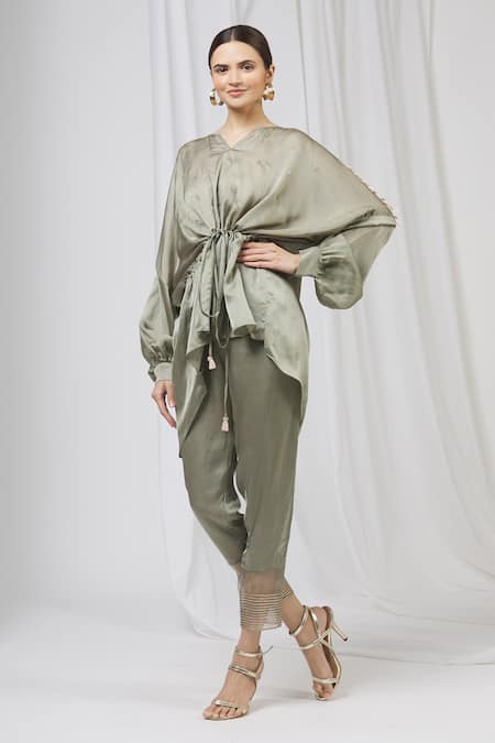 Shruti Ranka Green Satin Organza Notched Round Neck Pant Set 