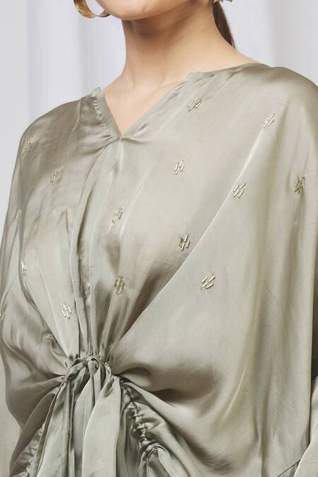 Shruti Ranka_Green Satin Organza Notched Round Neck Pant Set_at_Aza_Fashions