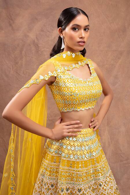 Aneesh Agarwaal Yellow Net V Neck Foil Applique Embroidered Bridal Lehenga Set Online at Aza Fashions Aneesh Agarwaal_Yellow Net V Neck Foil Applique Embroidered Bridal Lehenga Set _Online_at_Aza_Fashions