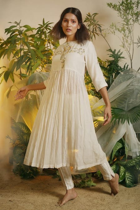 Chokhi Chorri White Kurta Malai Chanderi Pant Silk Anarkali And Set 