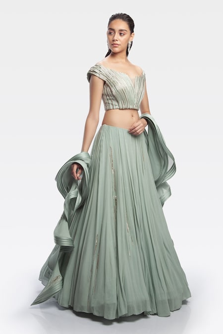 Edgy lehenga inspirations that need to be a part of your moodboard