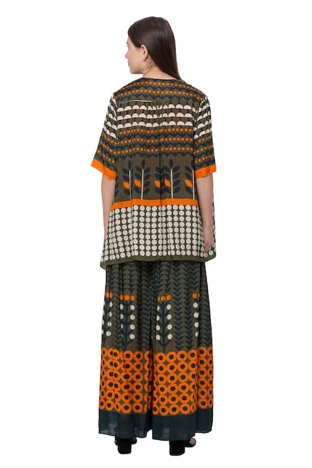 Shop So Us By Sougatpaul Green Muslin Slub Round Printed Jacket And Palazzo Set at Aza Fashions Shop_So Us By Sougatpaul_Green Muslin Slub Round Printed Jacket And Palazzo Set _at_Aza_Fashions