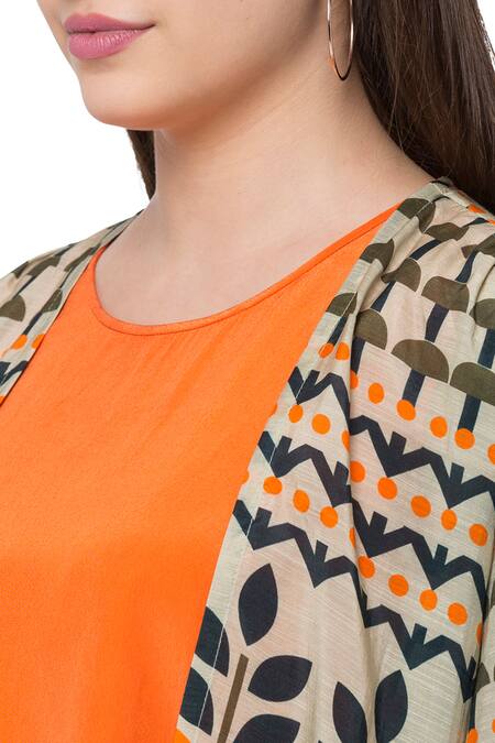 So Us By Sougatpaul Beige Muslin Slub Round Printed Jacket And Palazzo Set at Aza Fashions So Us By Sougatpaul_Beige Muslin Slub Round Printed Jacket And Palazzo Set _at_Aza_Fashions