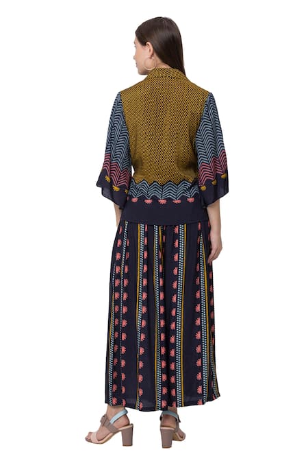 Shop So Us By Sougatpaul Blue Muslin Slub Notched Lapel Printed Top And Pant Set at Aza Fashions Shop_So Us By Sougatpaul_Blue Muslin Slub Notched Lapel Printed Top And Pant Set _at_Aza_Fashions