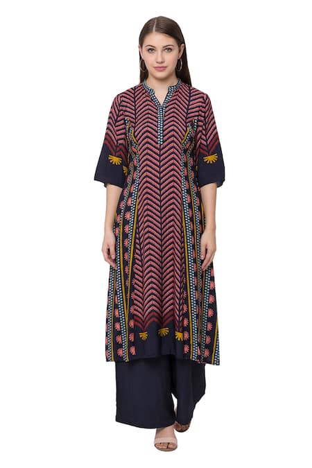 So Us By Sougatpaul_Black Muslin Slub V Neck Printed Kurta And Palazzo Set  _Online_at_Aza_Fashions