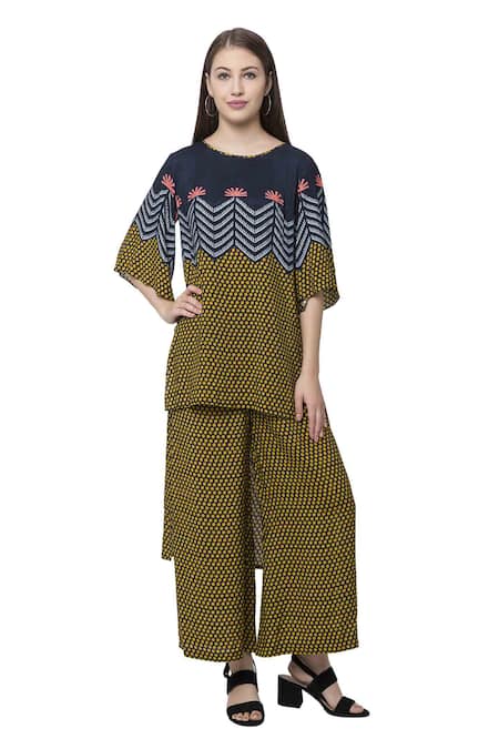 So Us By Sougatpaul Printed Kurta & Palazzo Set 