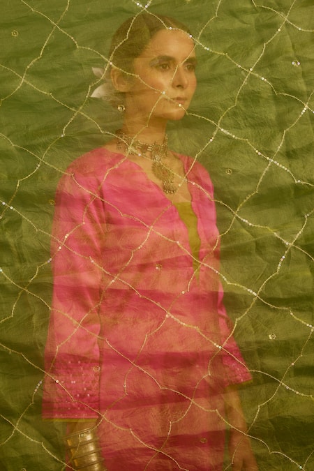 Apeksha Jain Label Pink Dupatta Organza And Pant Crepe, Kurta Silk Satin Sequin Scallop Work Set Online at Aza Fashions Apeksha Jain Label_Pink Dupatta Organza And Pant Crepe, Kurta Silk Satin Sequin Scallop Work Set_Online_at_Aza_Fashions