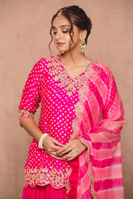 Surbhi Shah Pink And Silk Lining Pure Embroidery & Print Kurta Lehenga Set at Aza Fashions Surbhi Shah_Pink And Silk Lining Pure Embroidery & Print Kurta Lehenga Set _at_Aza_Fashions