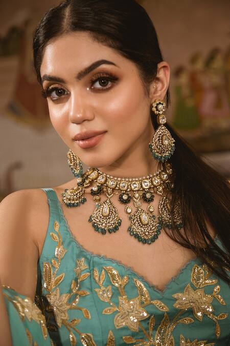 Surbhi Shah Blue Satin Organza, Chiffon Floral Motifs Resham Embroidered Bridal Lehenga Set at Aza Fashions Surbhi Shah_Blue Satin Organza, Chiffon Floral Motifs Resham Embroidered Bridal Lehenga Set _at_Aza_Fashions