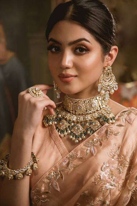 Surbhi Shah Peach Satin Organza Floral Motifs V Neck Mukaish Embroidered Saree With Blouse at Aza Fashions Surbhi Shah_Peach Satin Organza Floral Motifs V Neck Mukaish Embroidered Saree With Blouse _at_Aza_Fashions