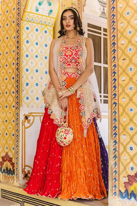 Grayish Brown Short Shirt - Sharara - Red Dupatta | Pakistani bridal,  Pakistani wedding outfits, Pakistani wedding dresses