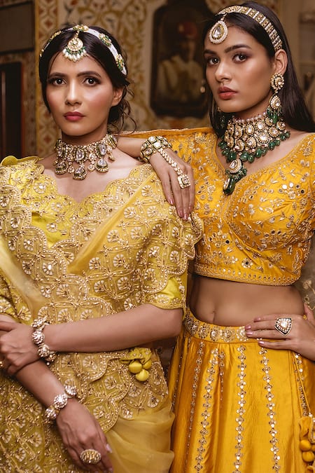 Shop Surbhi Shah Yellow Organza Floral Motifs V Neck Ombre Saree With Blouse Online at Aza Fashions Shop_Surbhi Shah_Yellow Organza Floral Motifs V Neck Ombre Saree With Blouse _Online_at_Aza_Fashions