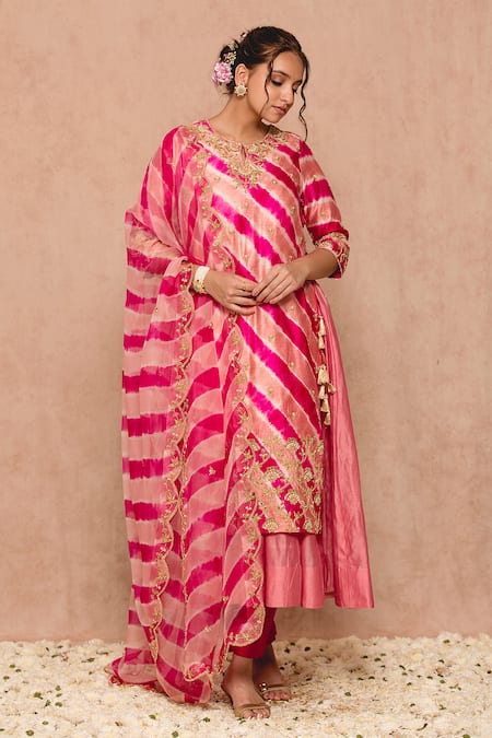 Buy Surbhi Shah Pink Cotton Embroidered Thread Work Round Notched Leheriya Kurta Set Online at Aza Fashions Buy_Surbhi Shah_Pink Cotton Embroidered Thread Work Round Notched Leheriya Kurta Set _Online_at_Aza_Fashions