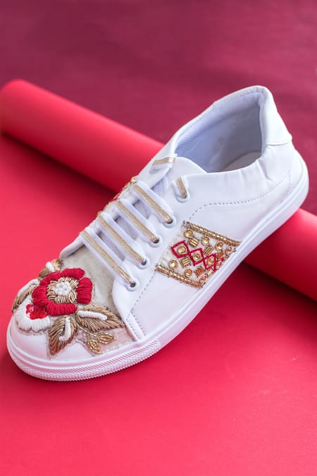 Shop The Saree Sneakers Red Embellished Floral Sneakers Online at Aza Fashions Shop_The Saree Sneakers_Red Embellished Floral Sneakers _Online_at_Aza_Fashions