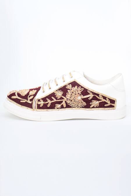The Saree Sneakers_White Floral Embroidered Sneakers _at_Aza_Fashions