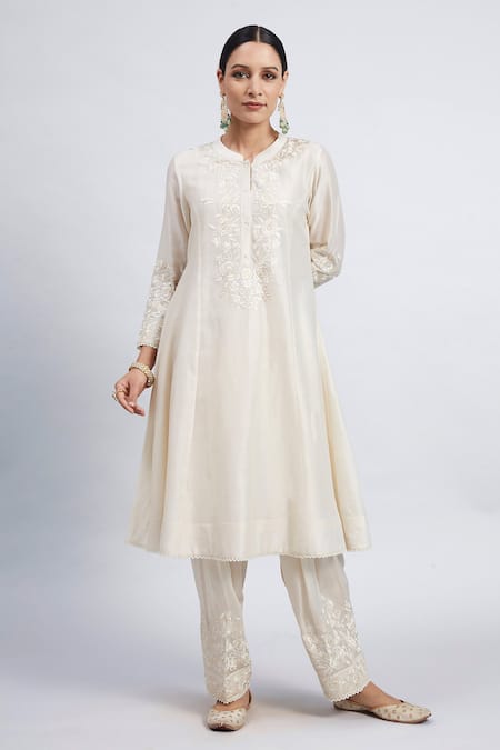 Buy_Sheetal Batra_White Kurta Chanderi  Salwar Bamber Satin Dupatta Kaina Set _Online_at_Aza_Fashions