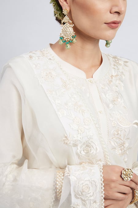 Shop_Sheetal Batra_White Kurta Chanderi  Salwar Bamber Satin Dupatta Kaina Set _Online_at_Aza_Fashions