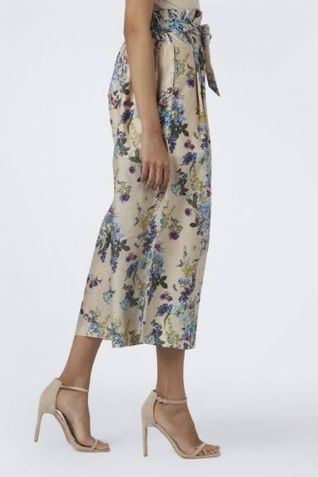 Shop House Of Three Yellow Chanderi, Cotton Silk Paper Bag Trouser Online at Aza Fashions Shop_House Of Three_Yellow Chanderi, Cotton Silk Paper Bag Trouser _Online_at_Aza_Fashions