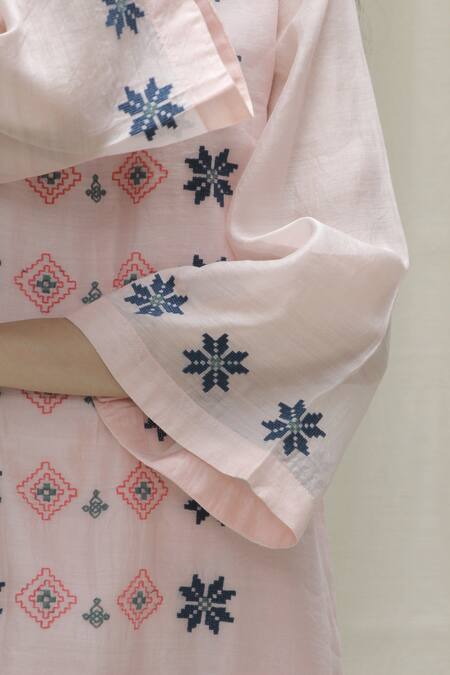 Shivani Bhargava_Pink Chanderi Round Kurta Set _at_Aza_Fashions