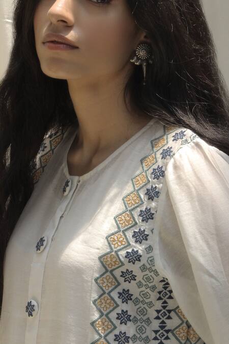 Shop Shivani Bhargava White Chanderi Round Kurta Online at Aza Fashions Shop_Shivani Bhargava_White Chanderi Round Kurta _Online_at_Aza_Fashions