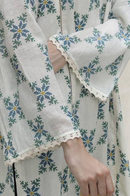 Shivani Bhargava_Blue Cotton Round Printed Kurta Set _at_Aza_Fashions