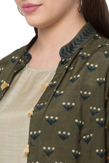 So Us By Sougatpaul White Muslin Slub Boat Printed Tunic With Jacket at Aza Fashions So Us By Sougatpaul_White Muslin Slub Boat Printed Tunic With Jacket _at_Aza_Fashions