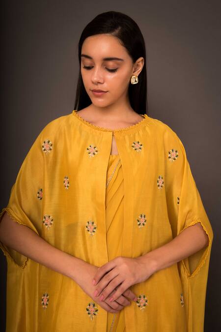 Shikha Mehta Yellow Chanderi, Georgette Round Saree With Cape Set at Aza Fashions Shikha Mehta_Yellow Chanderi, Georgette Round Saree With Cape Set _at_Aza_Fashions